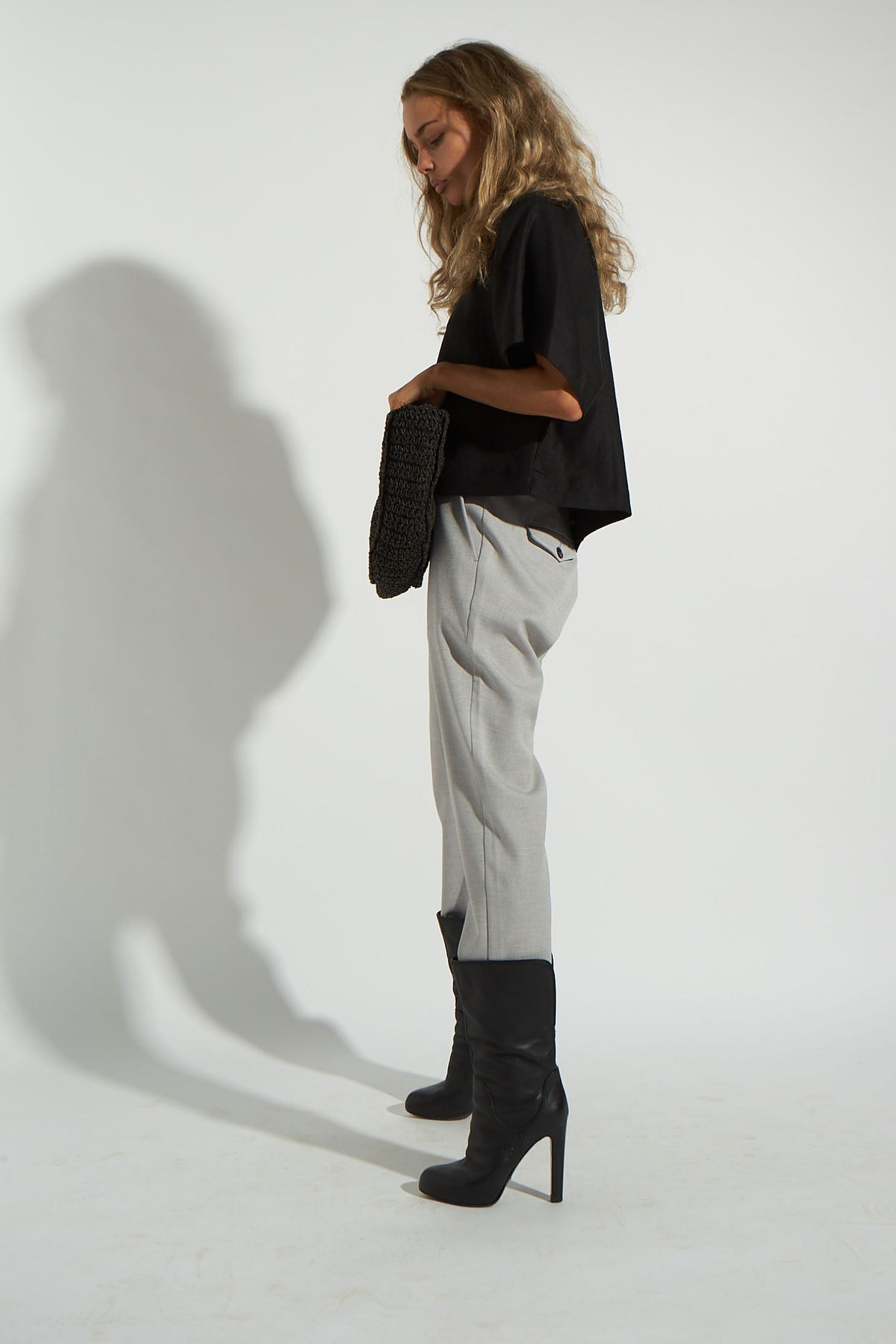 ESSENTIAL SLOUCHPANT LIGHT GREY