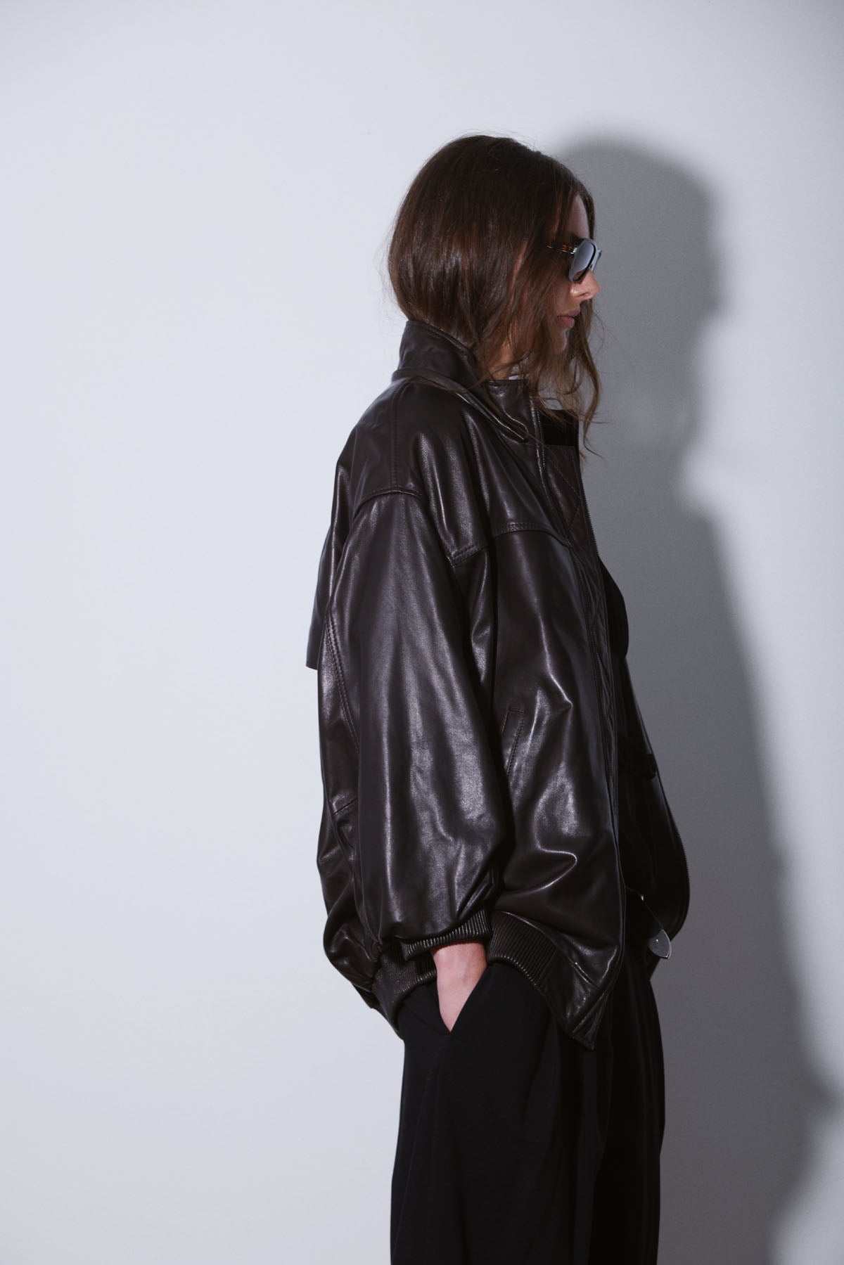 HOODED LEATHER BOMBER DARKEST BROWN