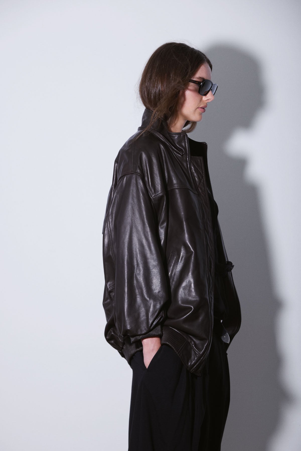 HOODED LEATHER BOMBER DARKEST BROWN