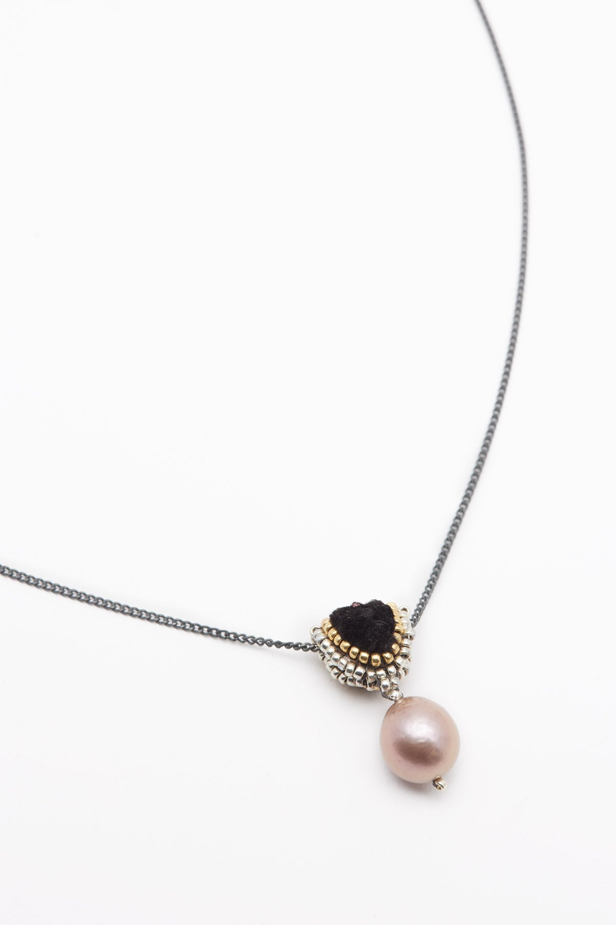 ISHI PENDANT NECKLACE PEARL