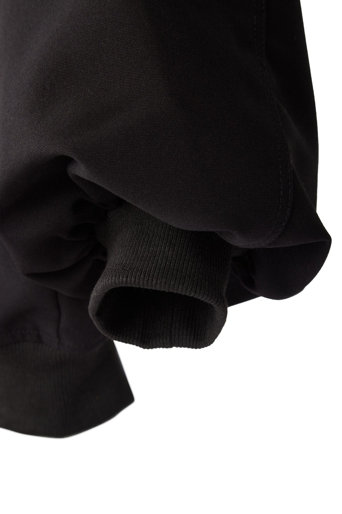 CLASSIC BOMBER JACKET