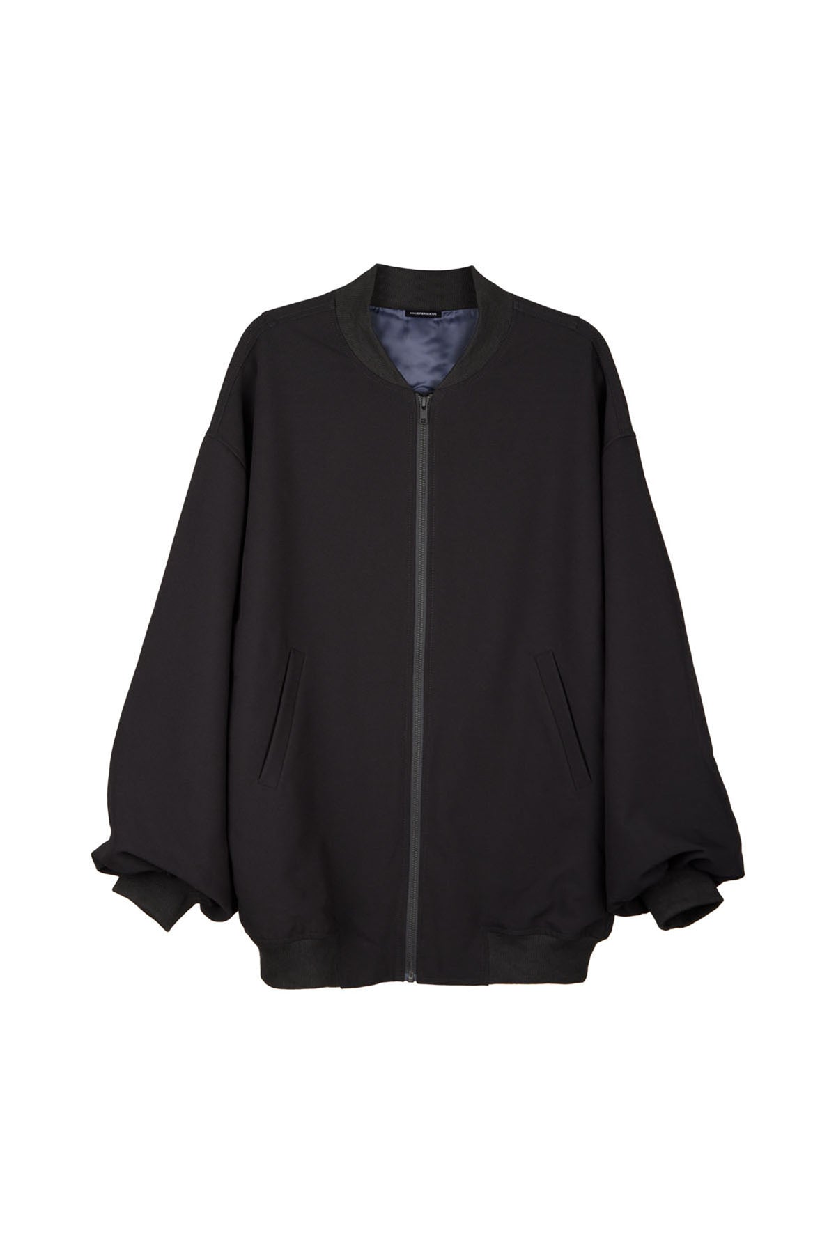 CLASSIC BOMBER JACKET