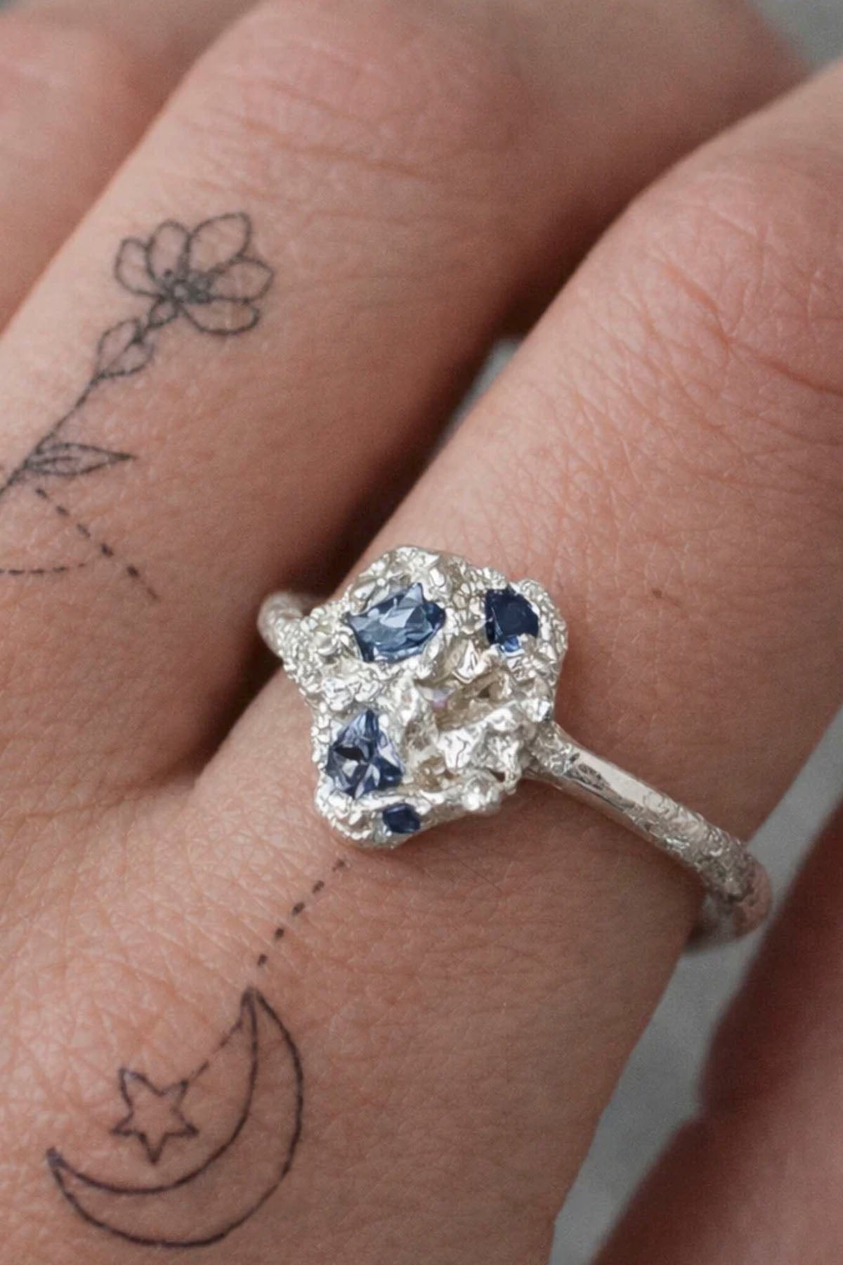 BLUE TINDAL CLUSTER RING