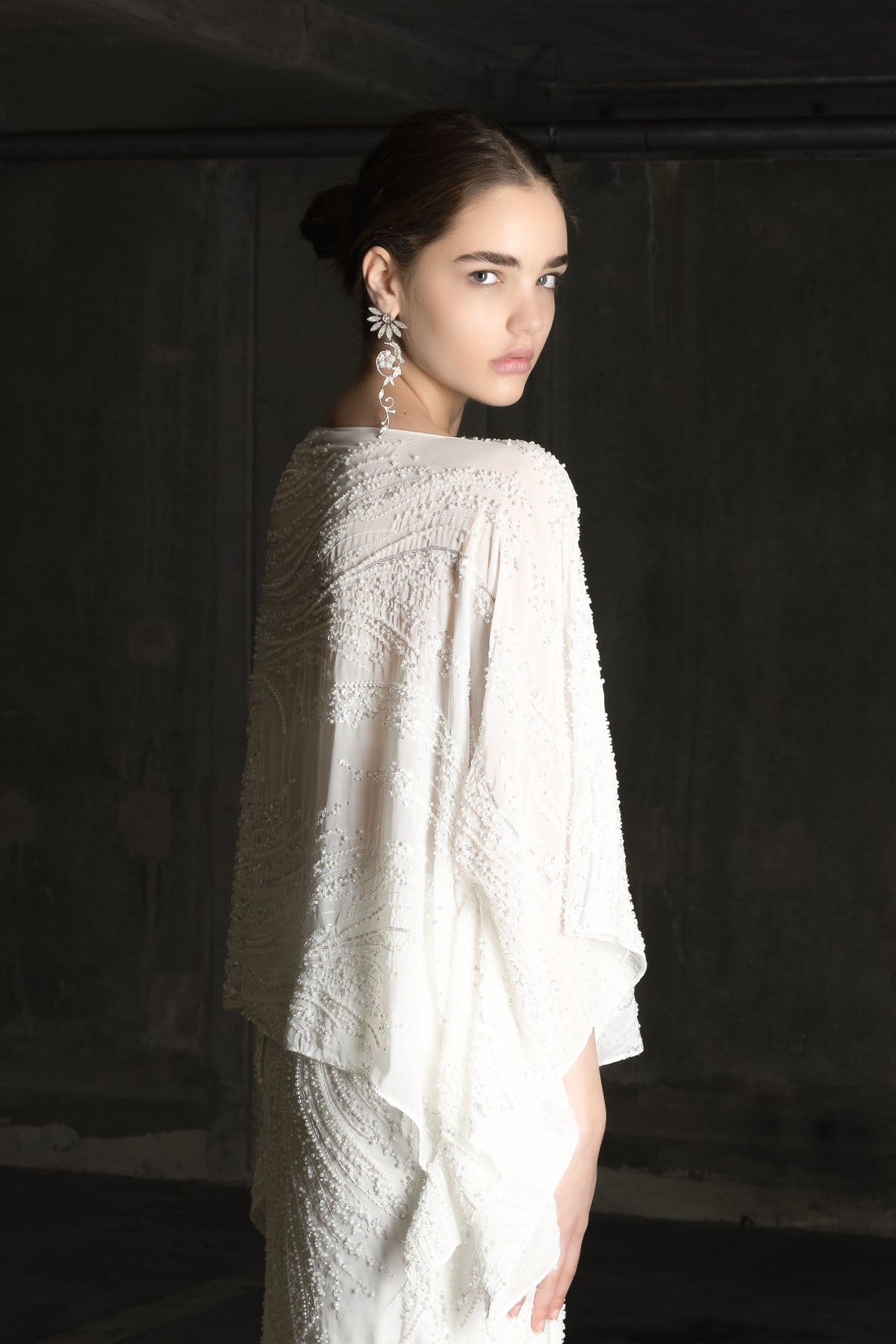 CARA TOP WHITE BEADED SWIRL - ONE SIZE