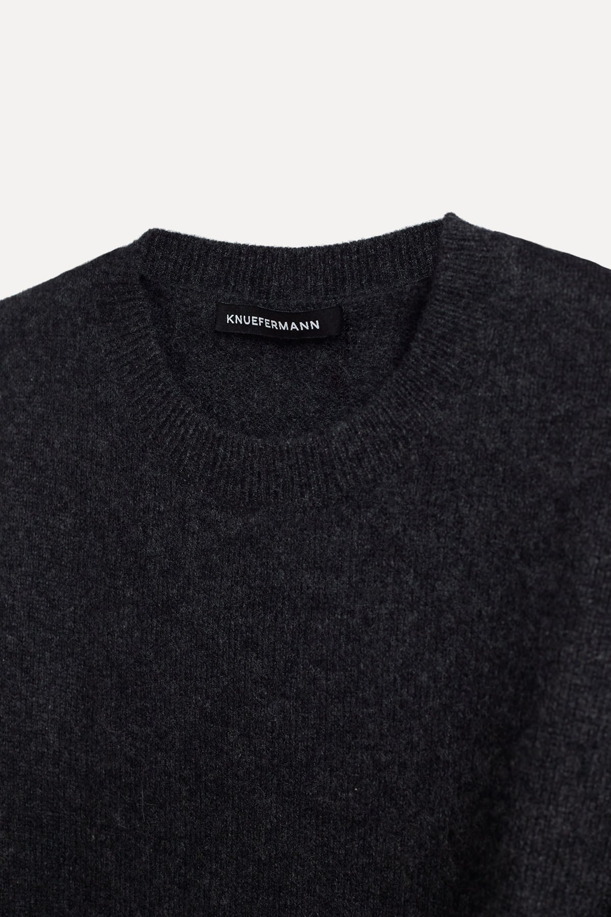 CASHMERE CHARCOAL
