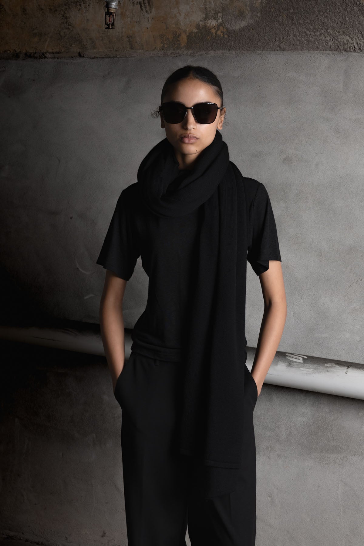 OVERSIZED KNITTED WRAP - NOIR