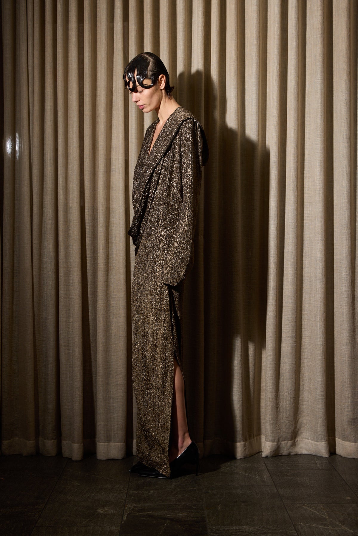 GOLD LUREX HOODED DRESS RUNWAY