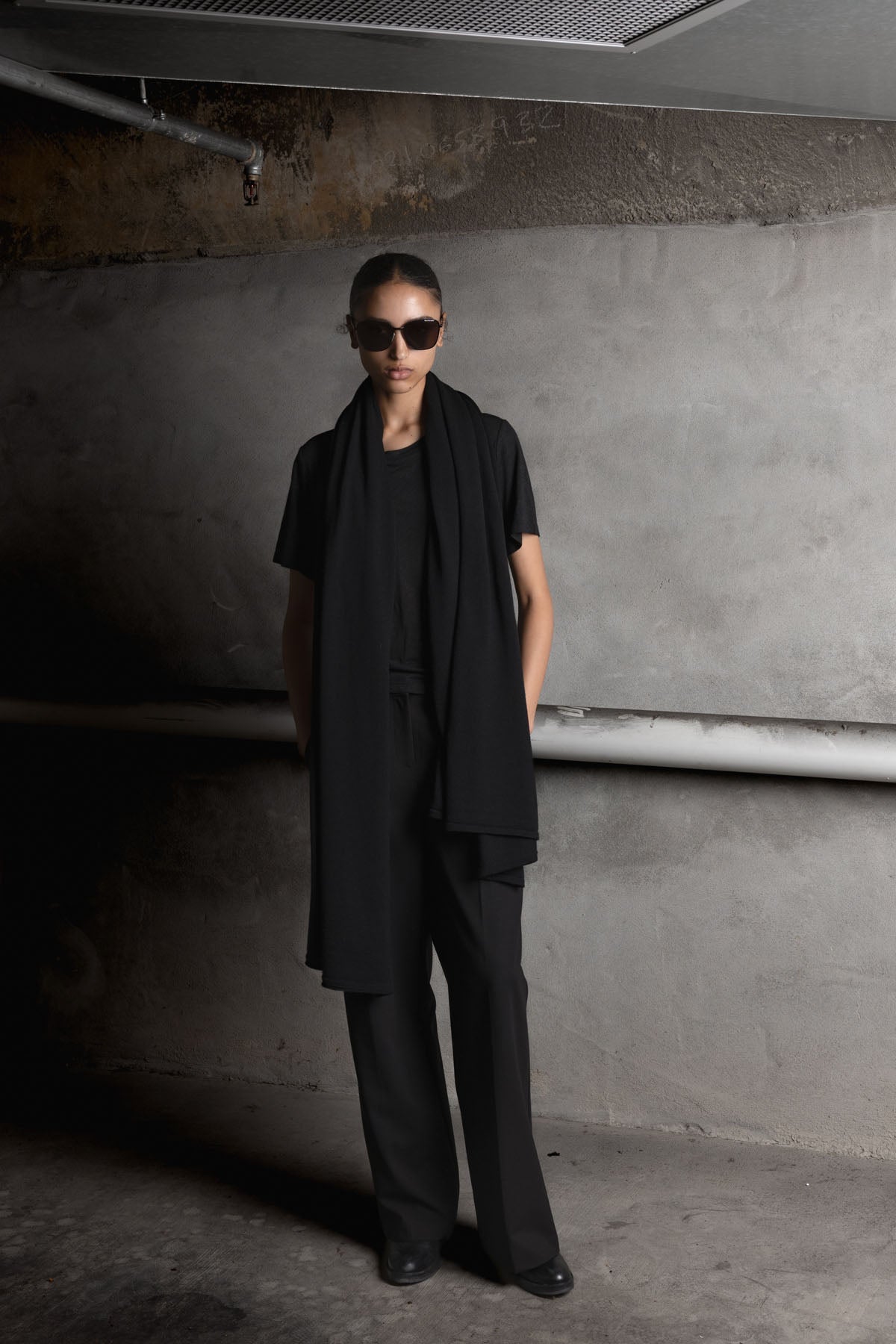 OVERSIZED KNITTED WRAP - NOIR