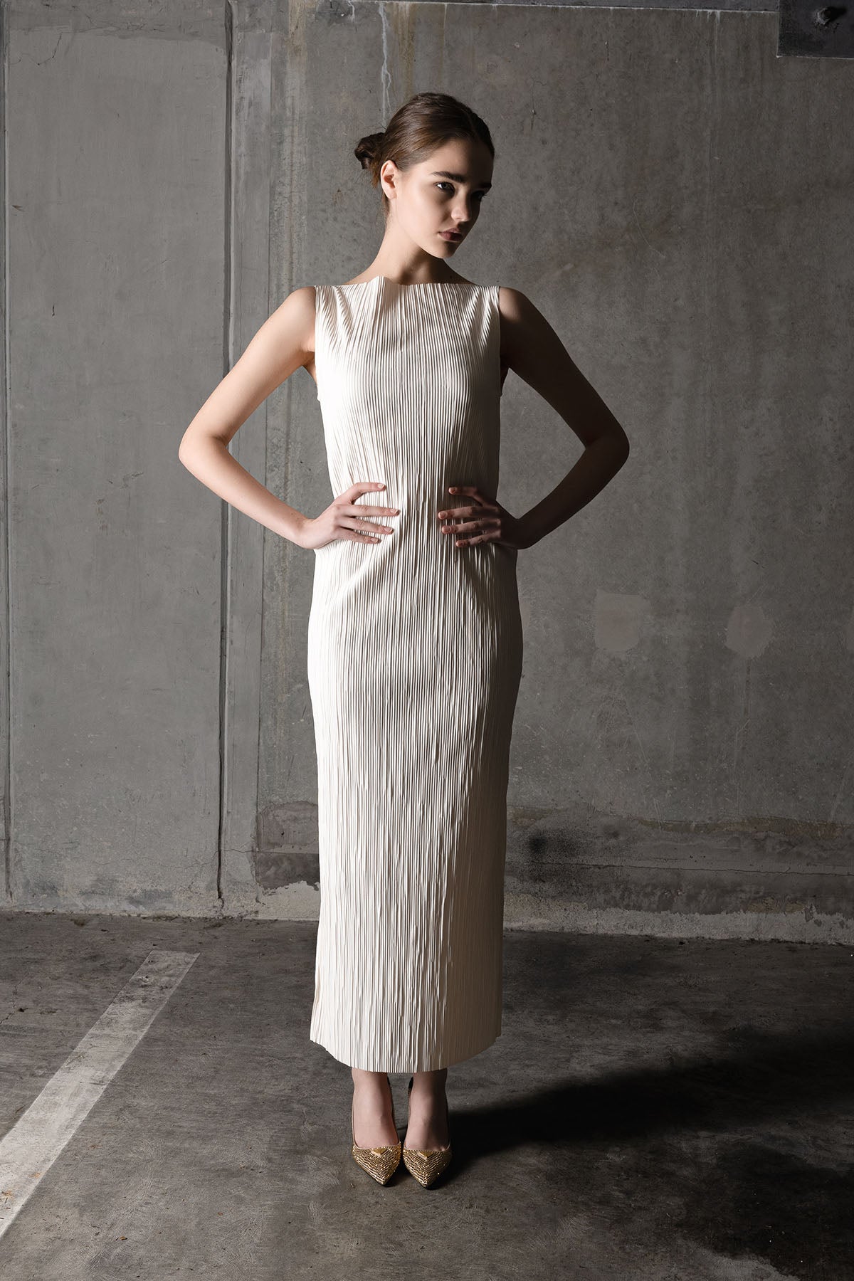 IMAGAWA KLEID KREIDE (NATÜRLICHER LOOK)