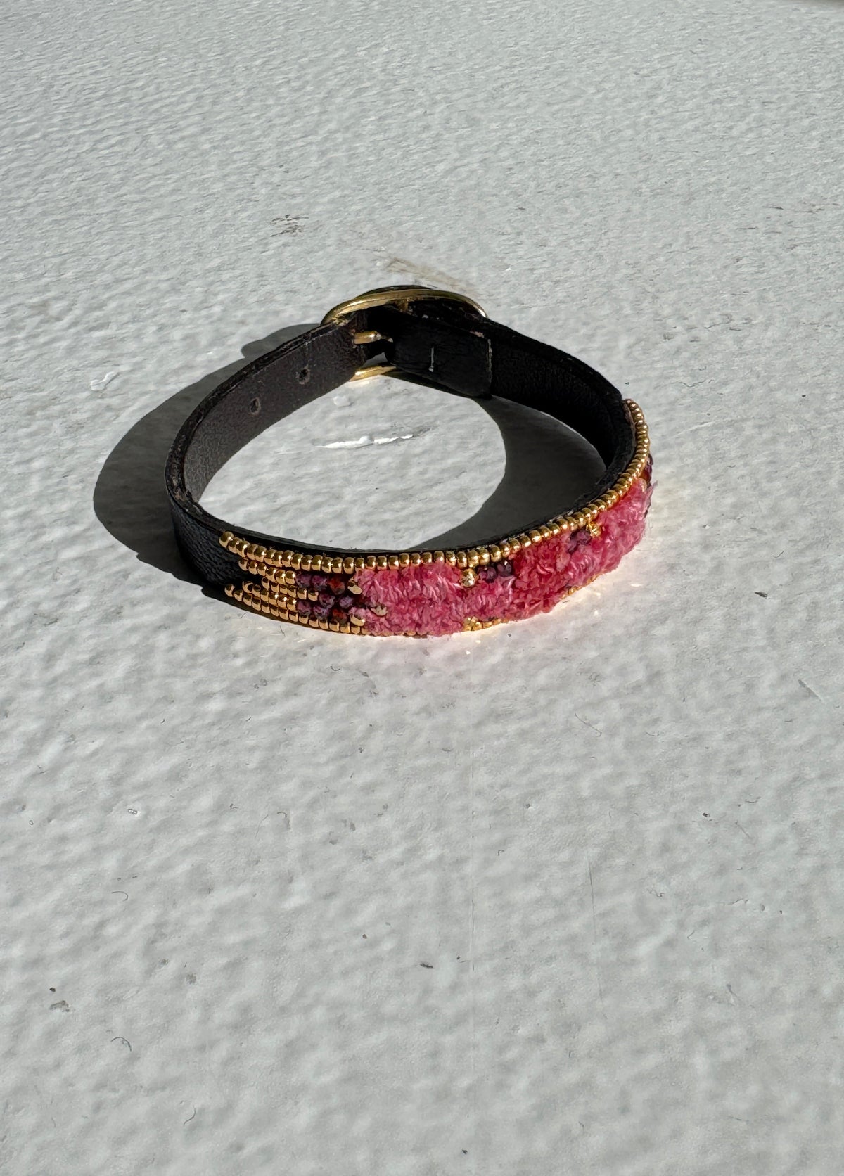 ISHI BRACELET PINK ON PINK