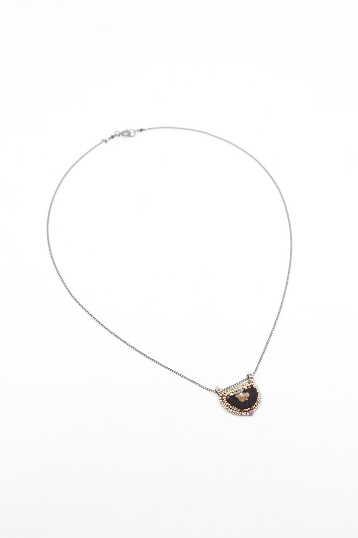 ISHI PENDANT NECKLACE LAB GARNET