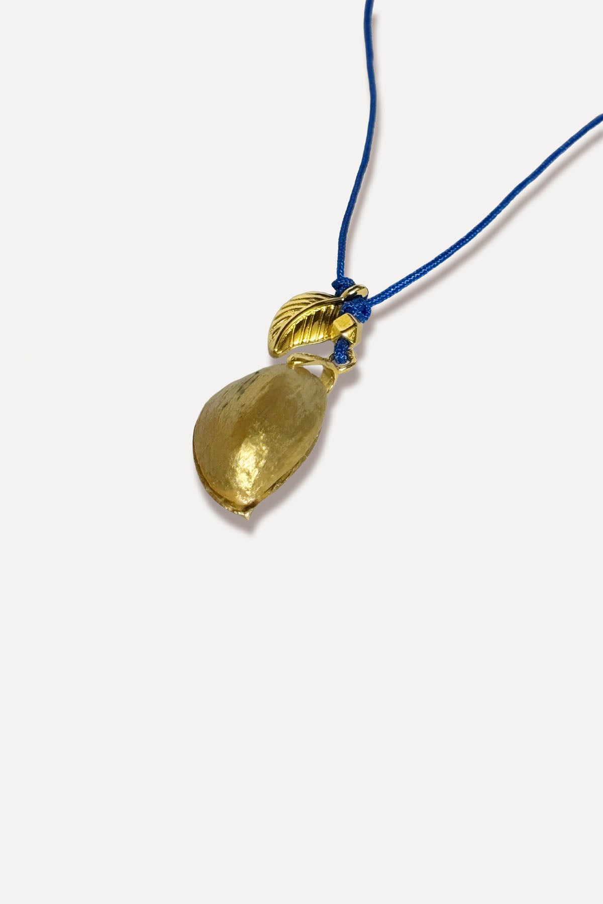 KISS THE FROG - GOLD PISTACHIO PENDANT