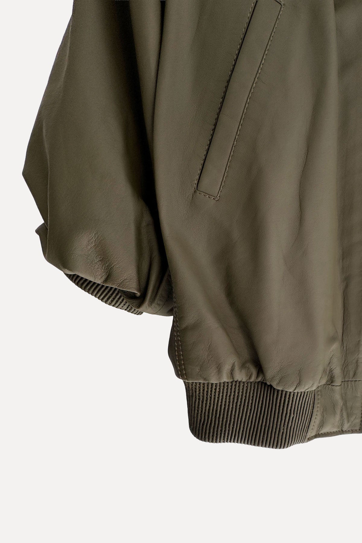 HOODED LEATHER BOMBER OLIVE