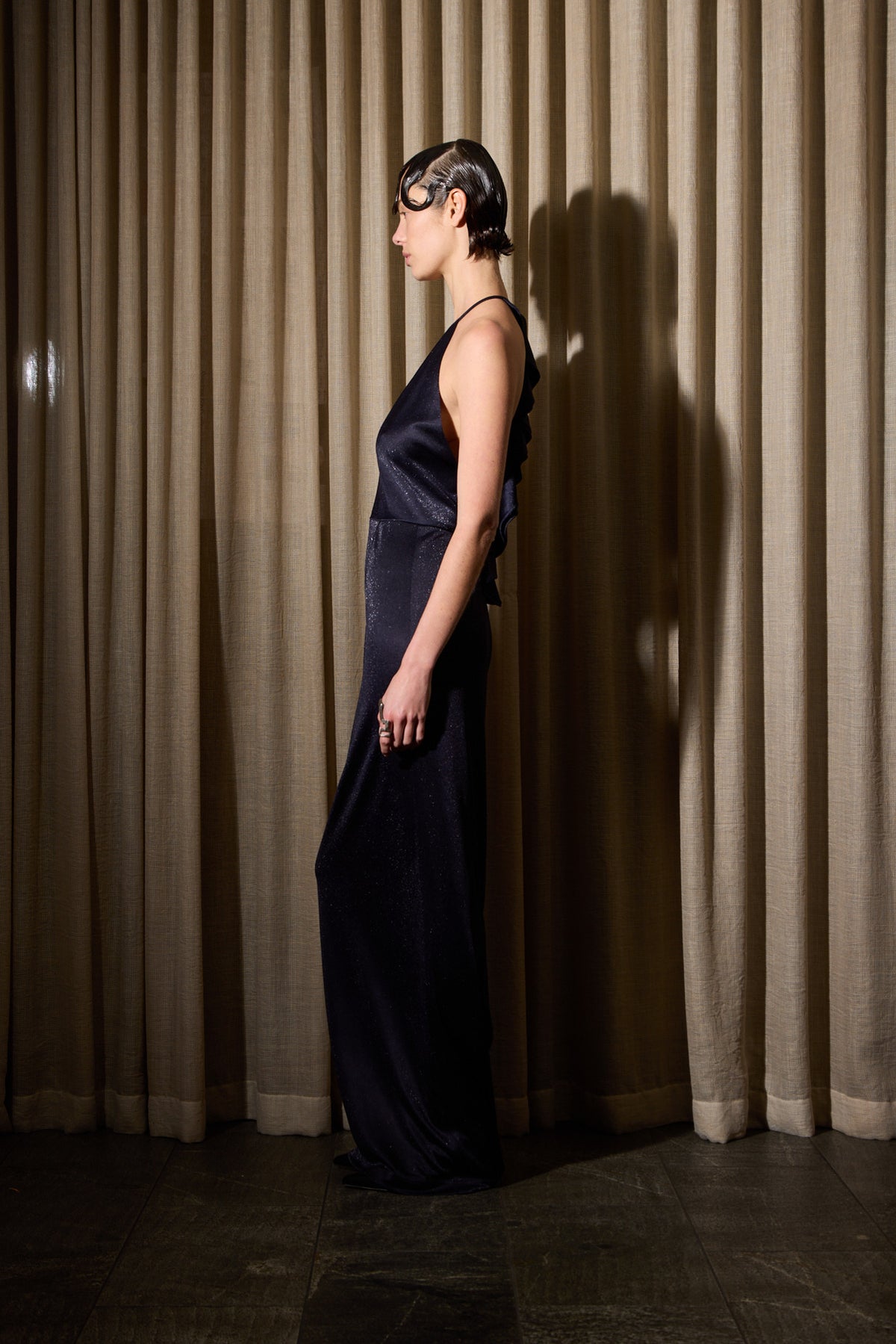 MARA RUFFLE DRESS MIDNIGHT