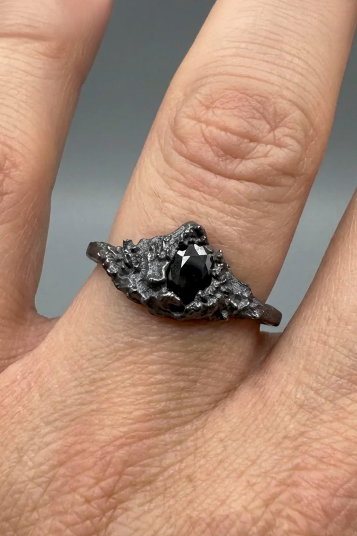 OBSIDIAN FORM OXIDISED SILVER & BLACK SAPPHIRE RING