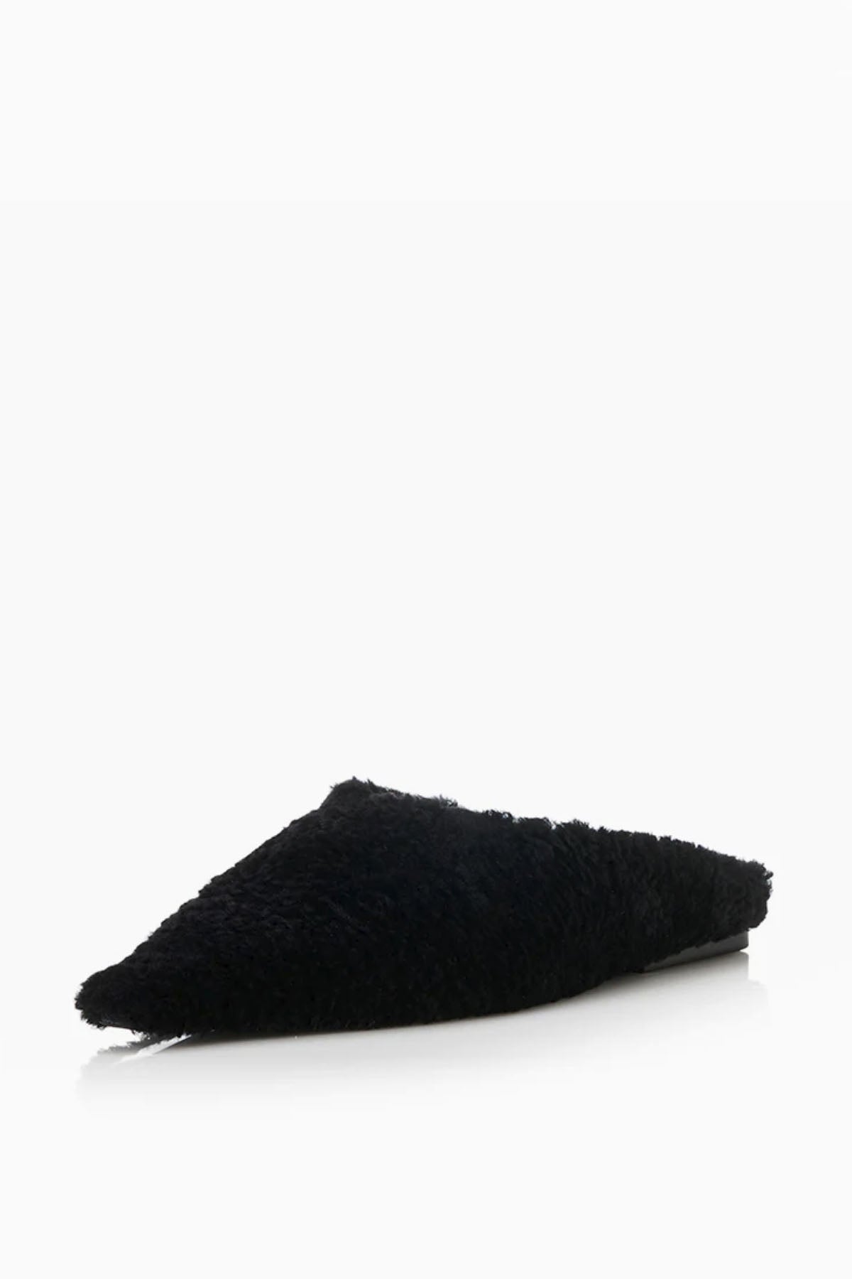 OLIVE SHOES BLACK SHEARLING (very good condition)