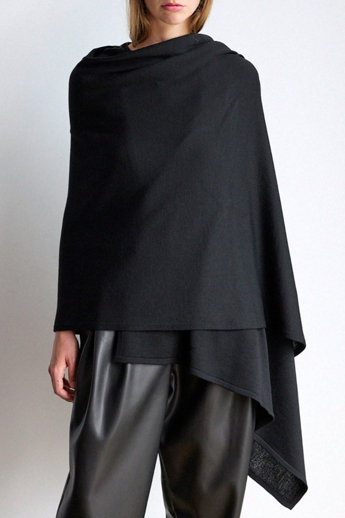 OVERSIZED KNITTED WRAP - NOIR