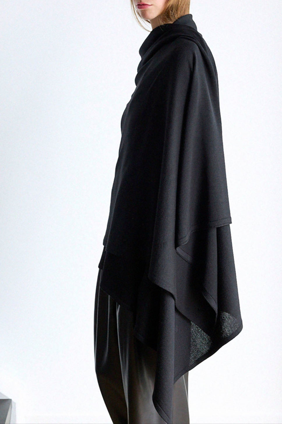 OVERSIZED KNITTED WRAP - NOIR