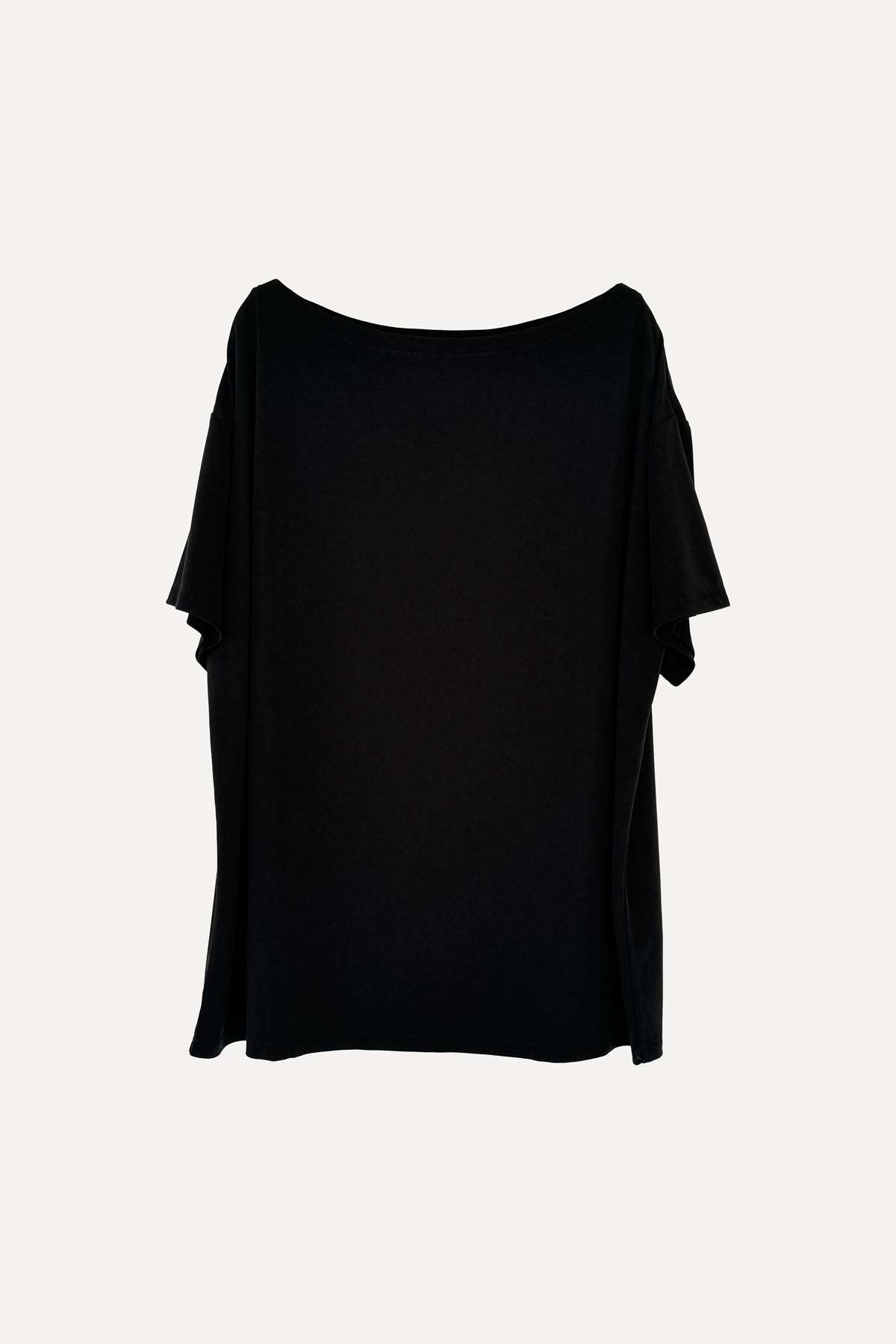 OVERSIZED T BLACK