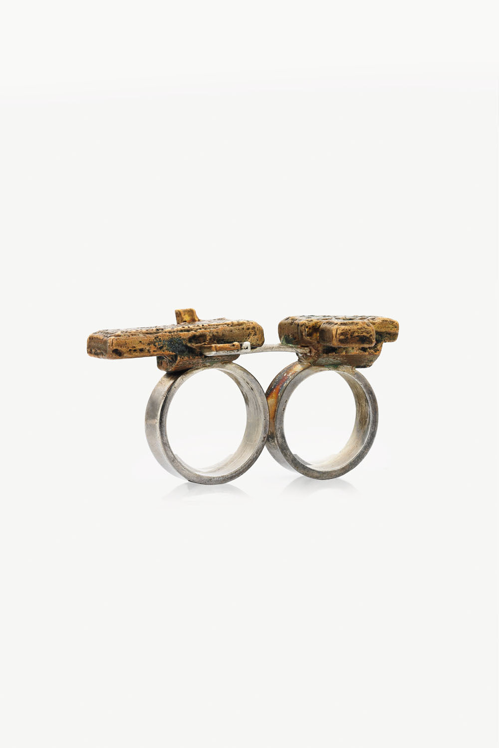 PURE SILVER RING WITH BRASS DETAIL
