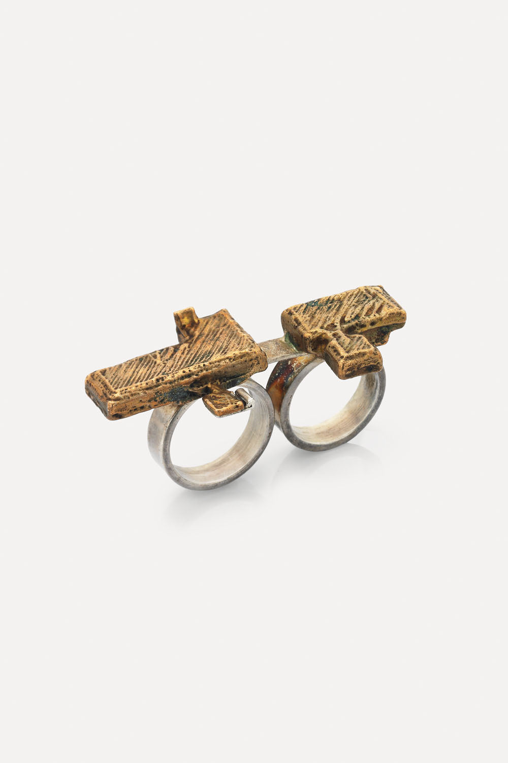 PURE SILVER RING WITH BRASS DETAIL
