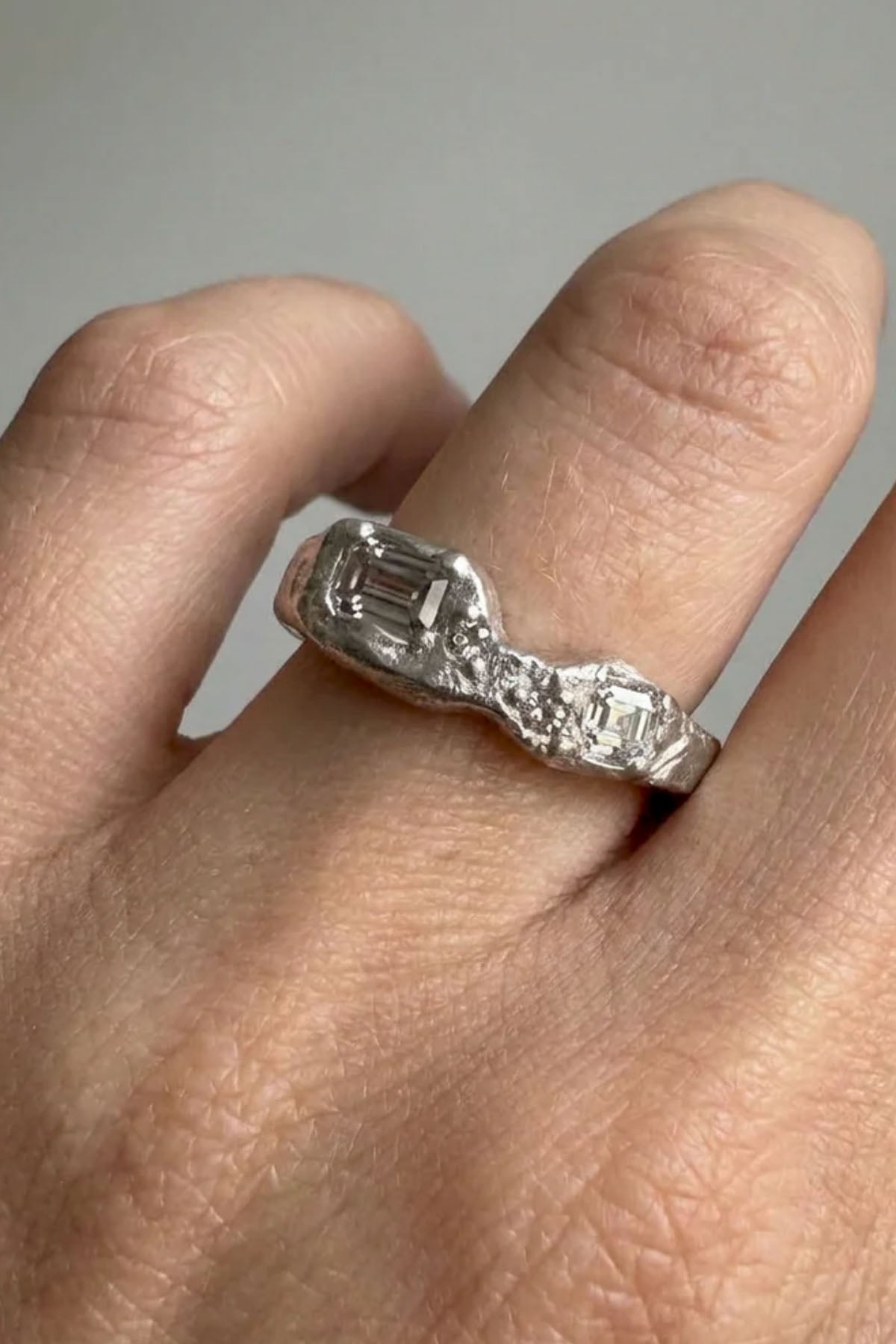 REFLECT SILVER & MOISSANITES GEMSTONES RING