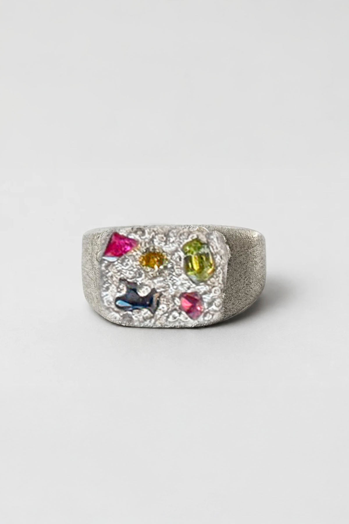 SQUARE SIGNET AND SAPPHIRE RING