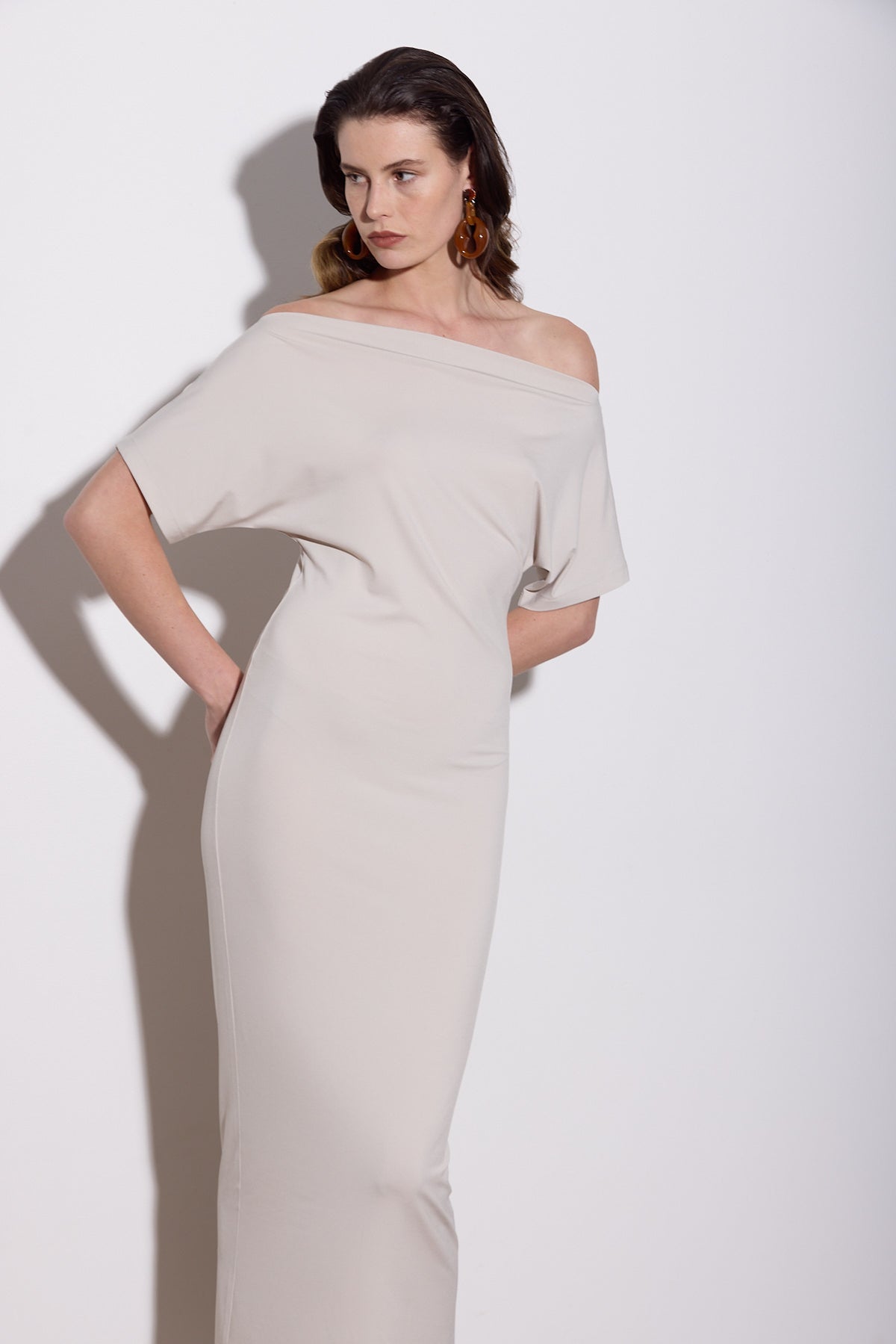 SENNA KLEID LANG SCHWARZ