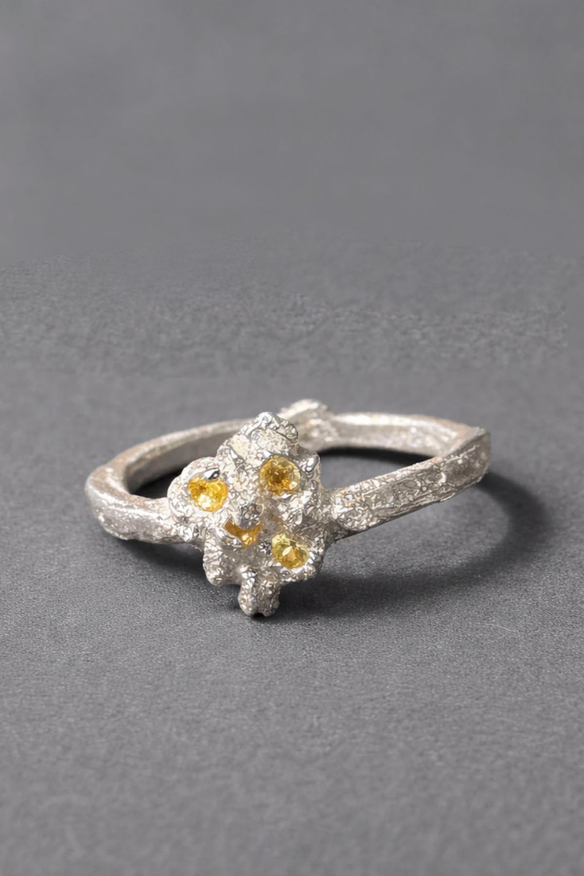 SUNLIT RIVERDED SILVER SAPPHIRE RING