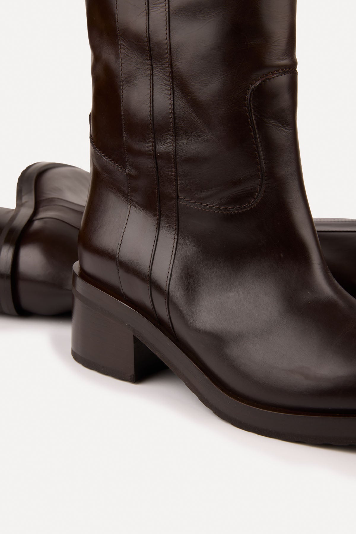 TRUMAN'S BOOT DARK CHOCOLATE
