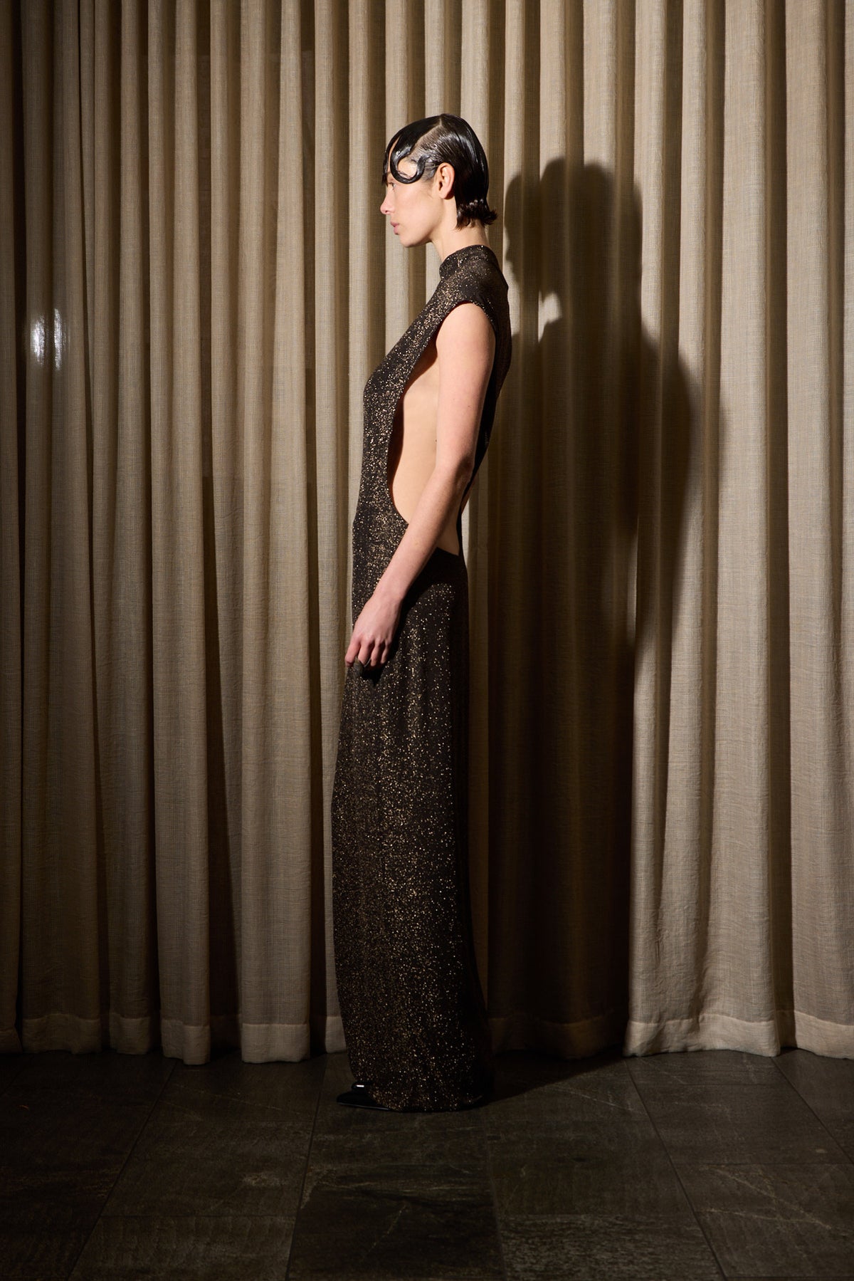 WAITA DRESS LUREX GOLD RUNWAY