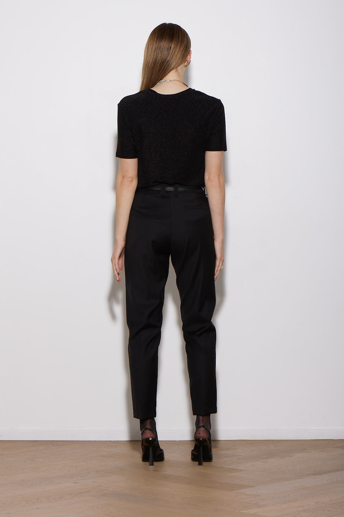 DINNER T BLACK - KNUEFERMANN 