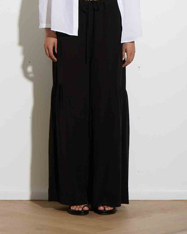 TIERED DRAWSTRING PANT BLACK SILK - KNUEFERMANN 