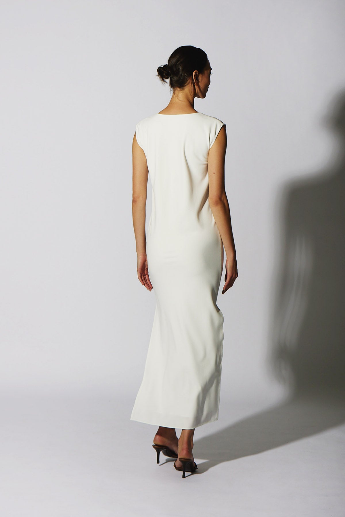HALSTON WHITE JERSEY - KNUEFERMANN 