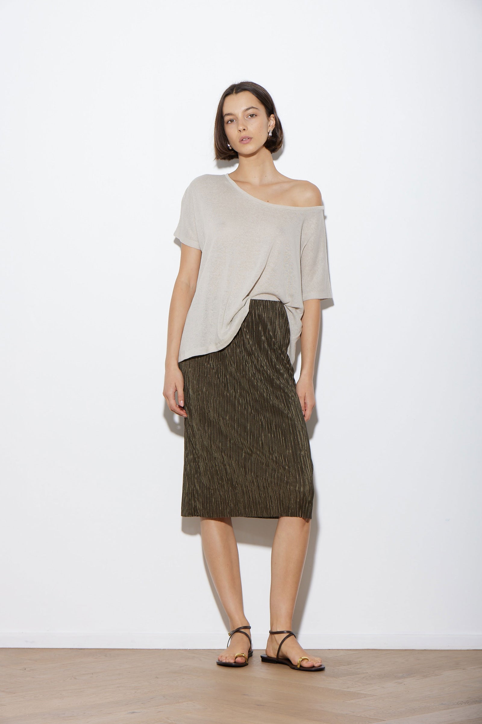 IMAGAWA TUBE SKIRT KNEELENGTH CAPER - KNUEFERMANN 