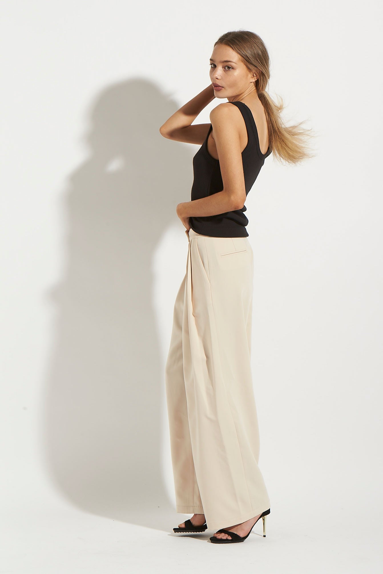 RIB TANK BLACK - KNUEFERMANN 