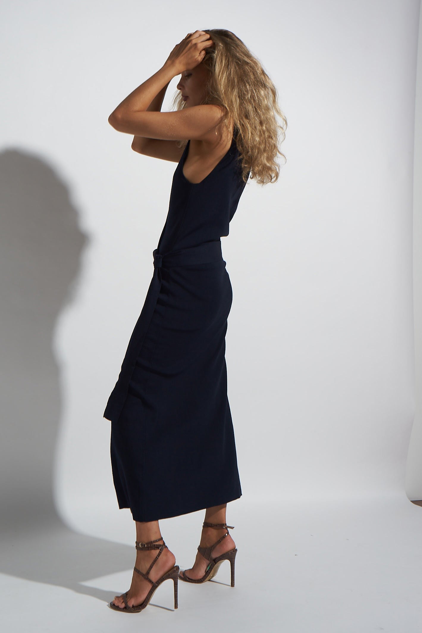 WRAP VEST DRESS - KNUEFERMANN 